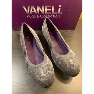 Vaneli Padma Women's Silver Gray Velvet Shoe 6.5 Swirl Slip on Flats Hidden Heel